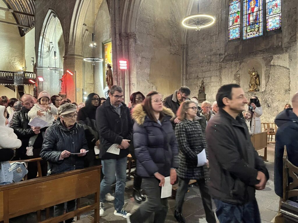 640703802_911213681554696_5164774896658458102_n